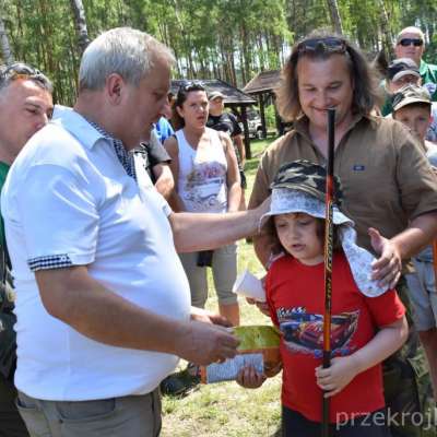 Wędkarski Dzień Dziecka nad jeziorem Ostrowskim