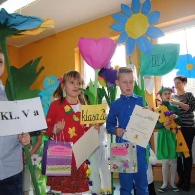 Wybory Miss i Mistera wiosny w SP Wędrzynie