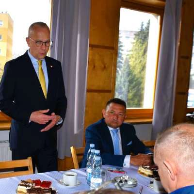 Marszałek Marcin Jabłoński spotkał się z Cechem