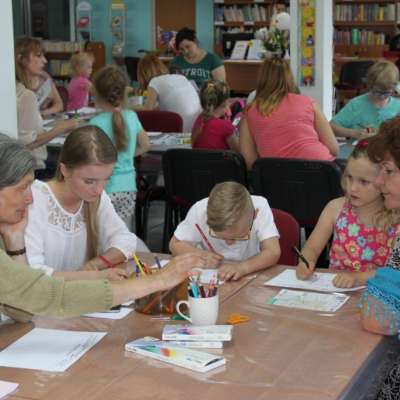 „Pocztówka z Dwumiasta” w bibliotece słubickiej
