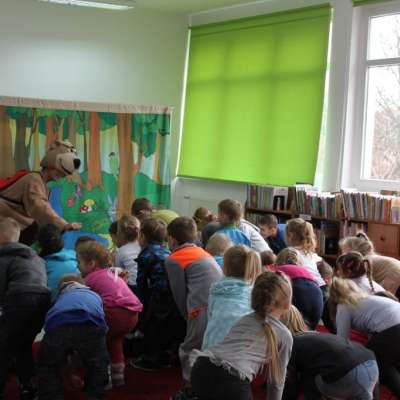 Spektakl „Miś Jogi o ekologii” w bibliotece słubickiej